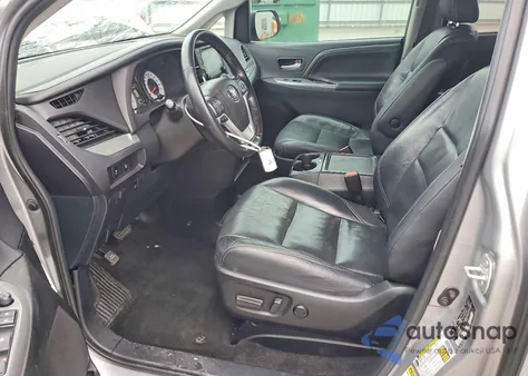 2016 Toyota Sienna Se z USA, uszkodzony, nr VIN 5TDXK3DC1GS711339